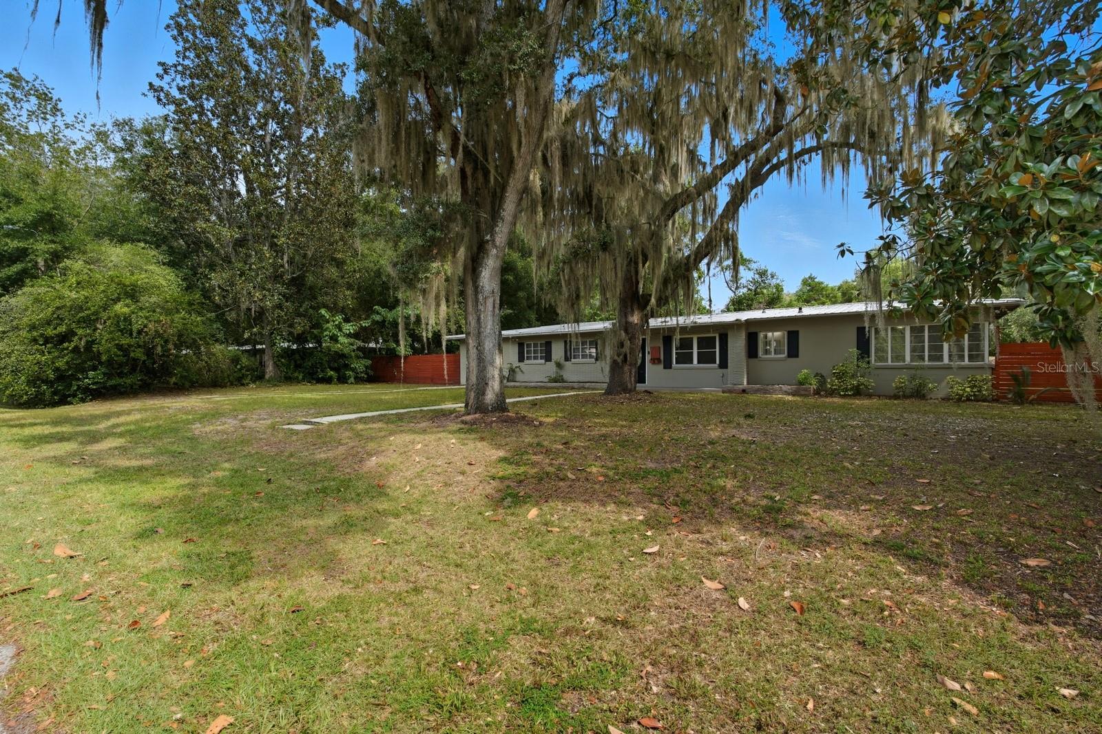 LAKEVIEW HIGHLANDS - Residential