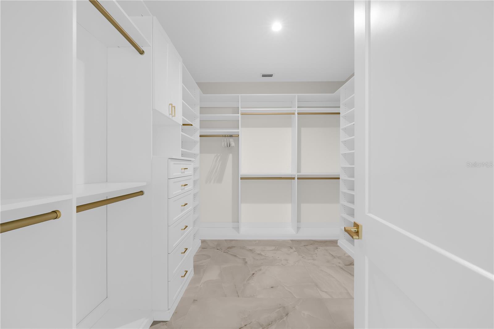 SAINT ARMANDS DIV JOHN RINGLING ESTATES - Residential