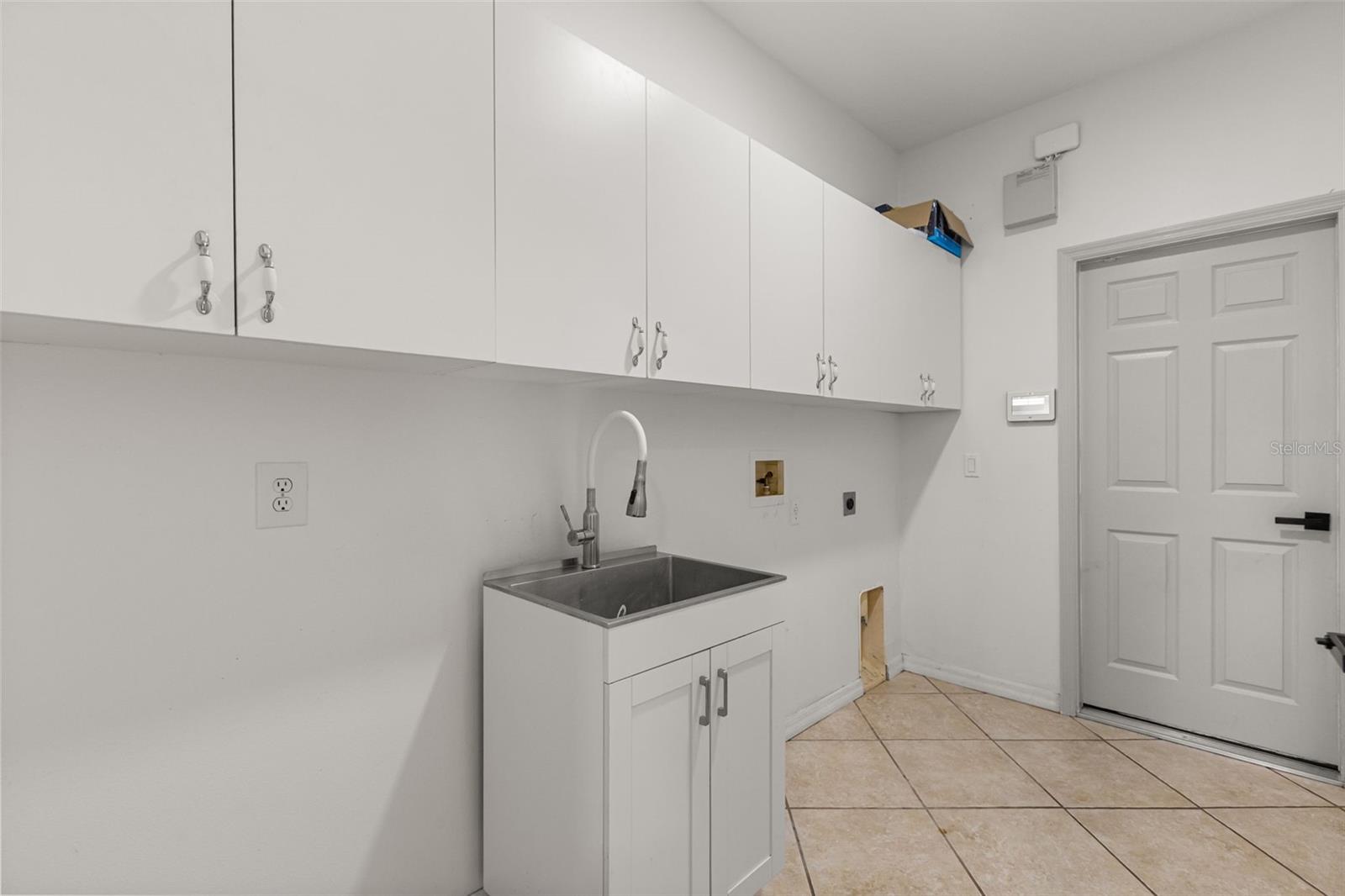 LANDINGS AT SUMMERHAVEN UNIT 01 - Residential