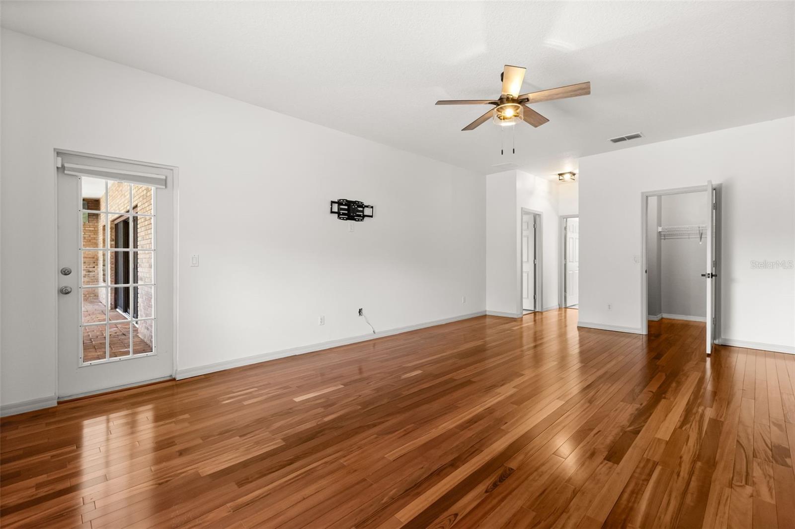 LANDINGS AT SUMMERHAVEN UNIT 01 - Residential
