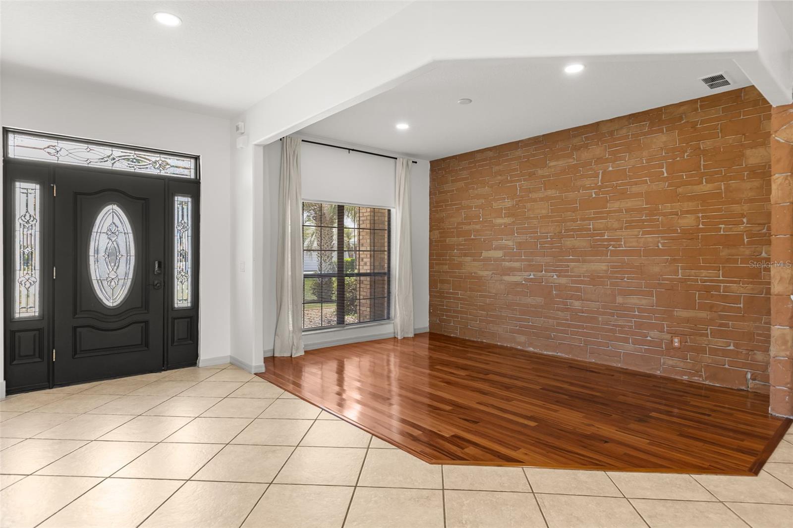 LANDINGS AT SUMMERHAVEN UNIT 01 - Residential