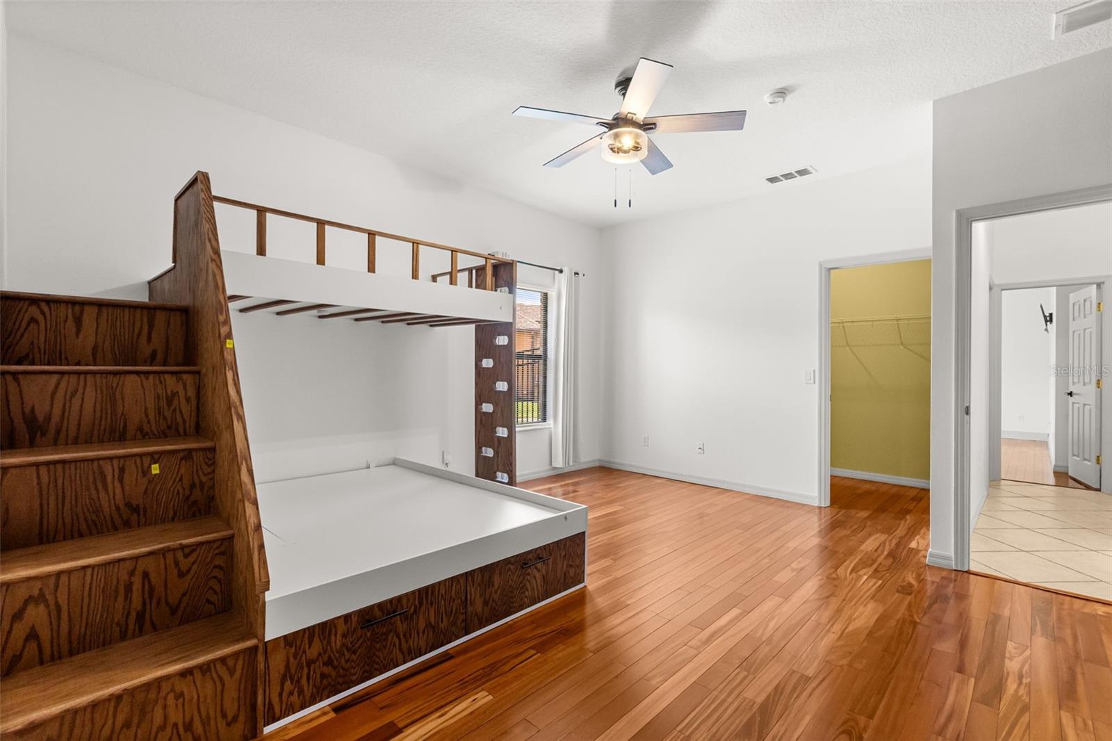 LANDINGS AT SUMMERHAVEN UNIT 01 - Residential