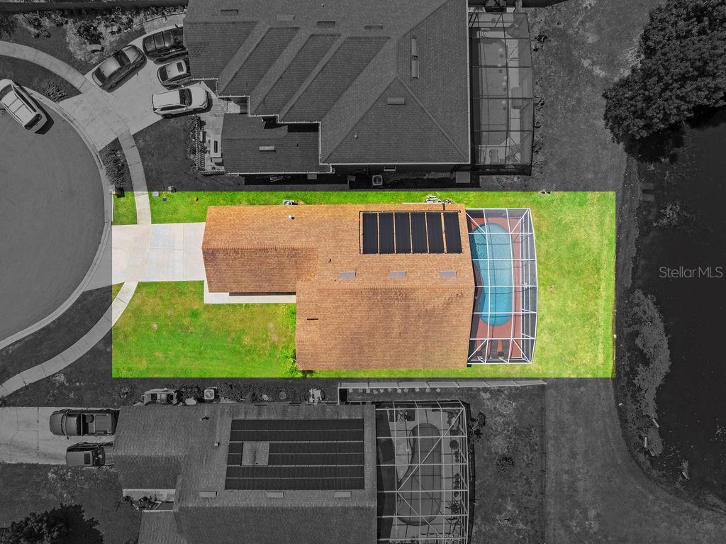 CRESCENT LAKES - Residential