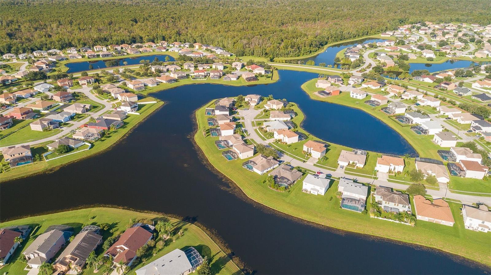 CRESCENT LAKES - Residential