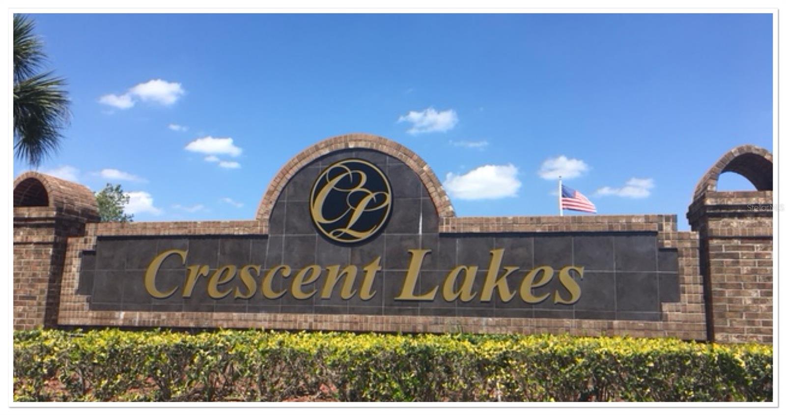 CRESCENT LAKES - Residential
