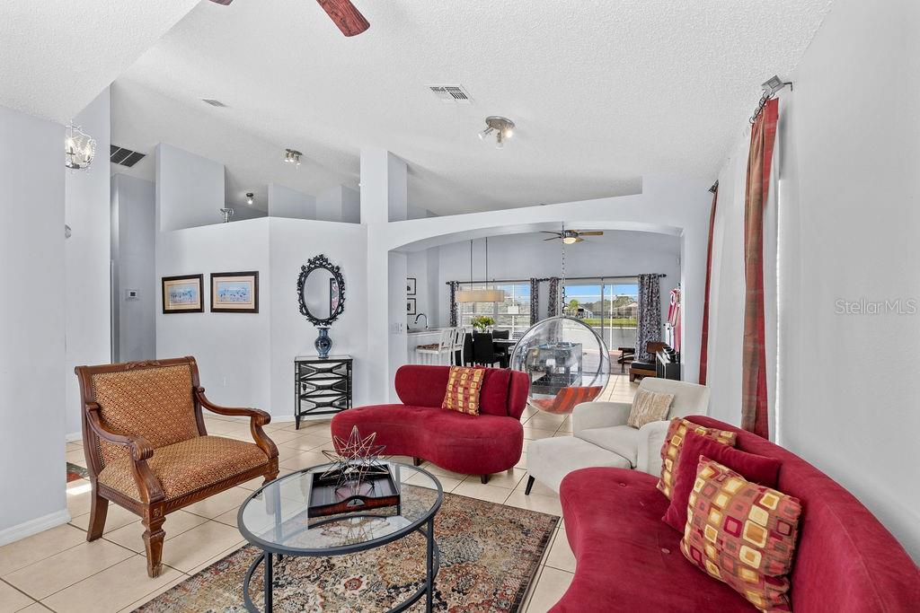 CRESCENT LAKES - Residential