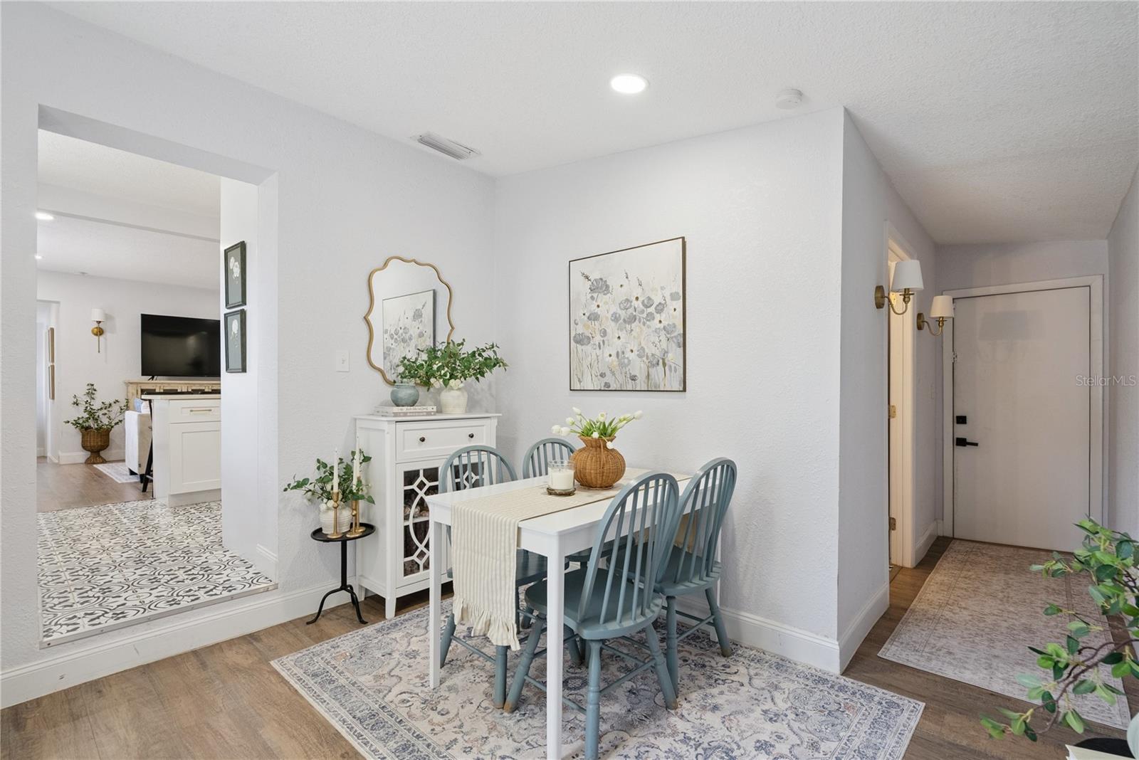 DELTONA LAKES UNIT 03 TR I & H - Residential