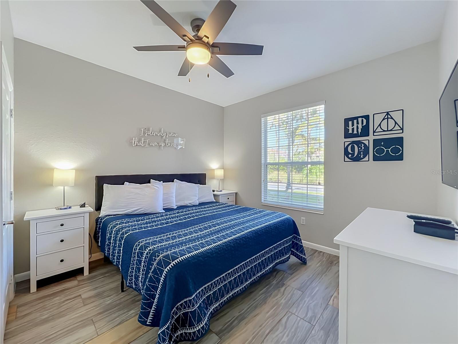 VISTA CAY/HARBOR SQUARE CONDO - Residential