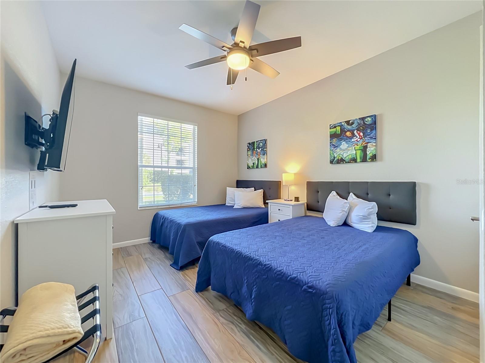 VISTA CAY/HARBOR SQUARE CONDO - Residential