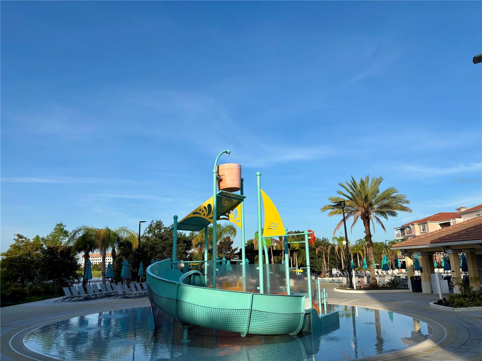 VISTA CAY/HARBOR SQUARE CONDO - Residential