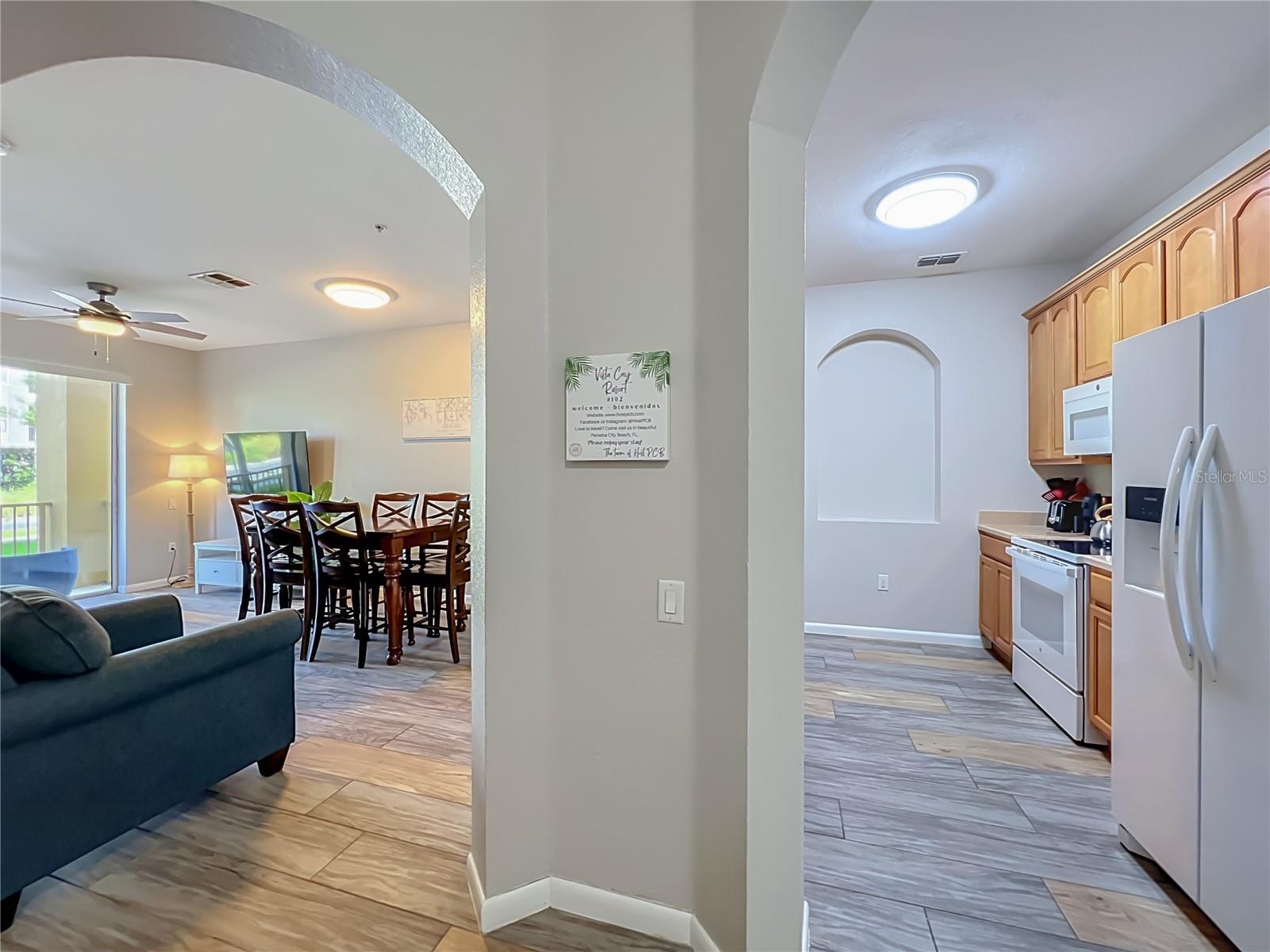VISTA CAY/HARBOR SQUARE CONDO - Residential