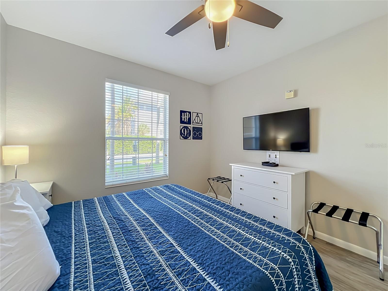 VISTA CAY/HARBOR SQUARE CONDO - Residential