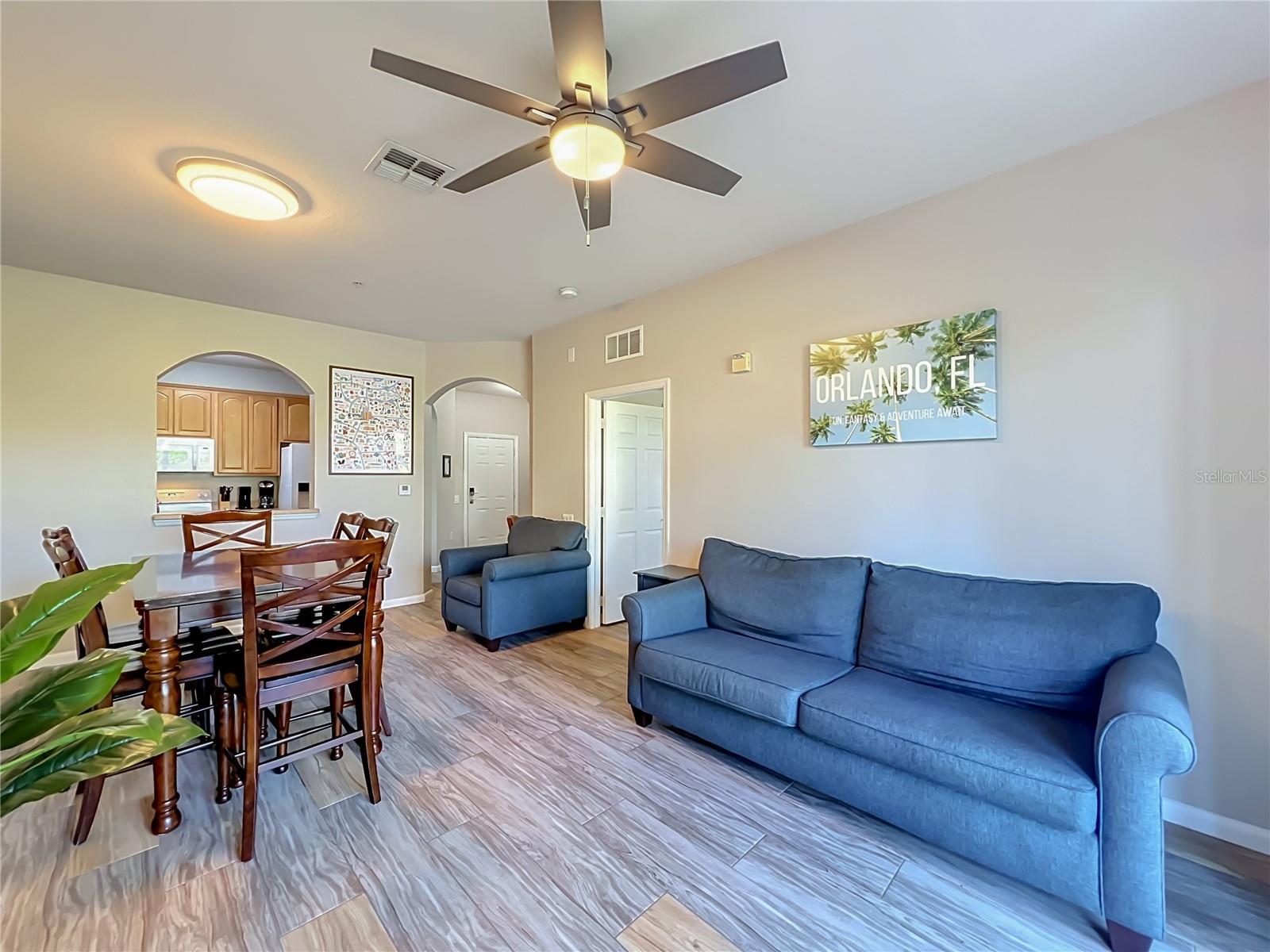 VISTA CAY/HARBOR SQUARE CONDO - Residential