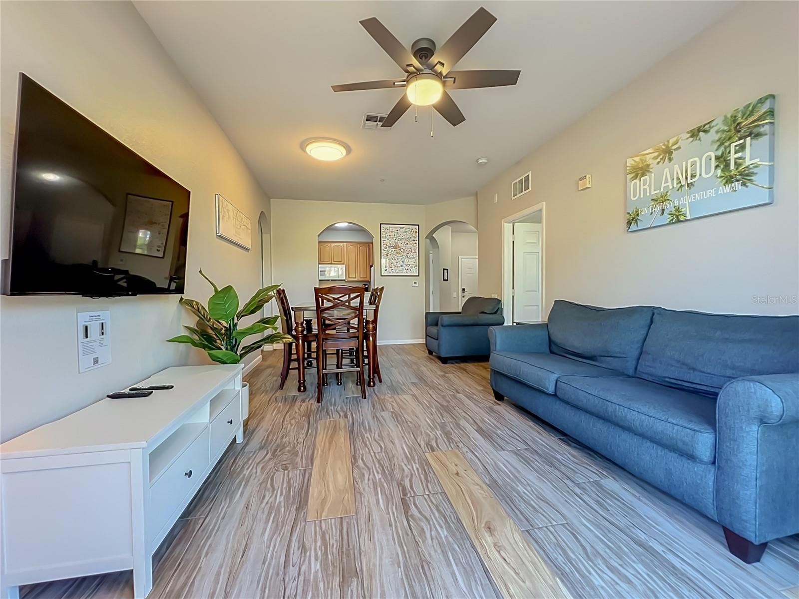 VISTA CAY/HARBOR SQUARE CONDO - Residential