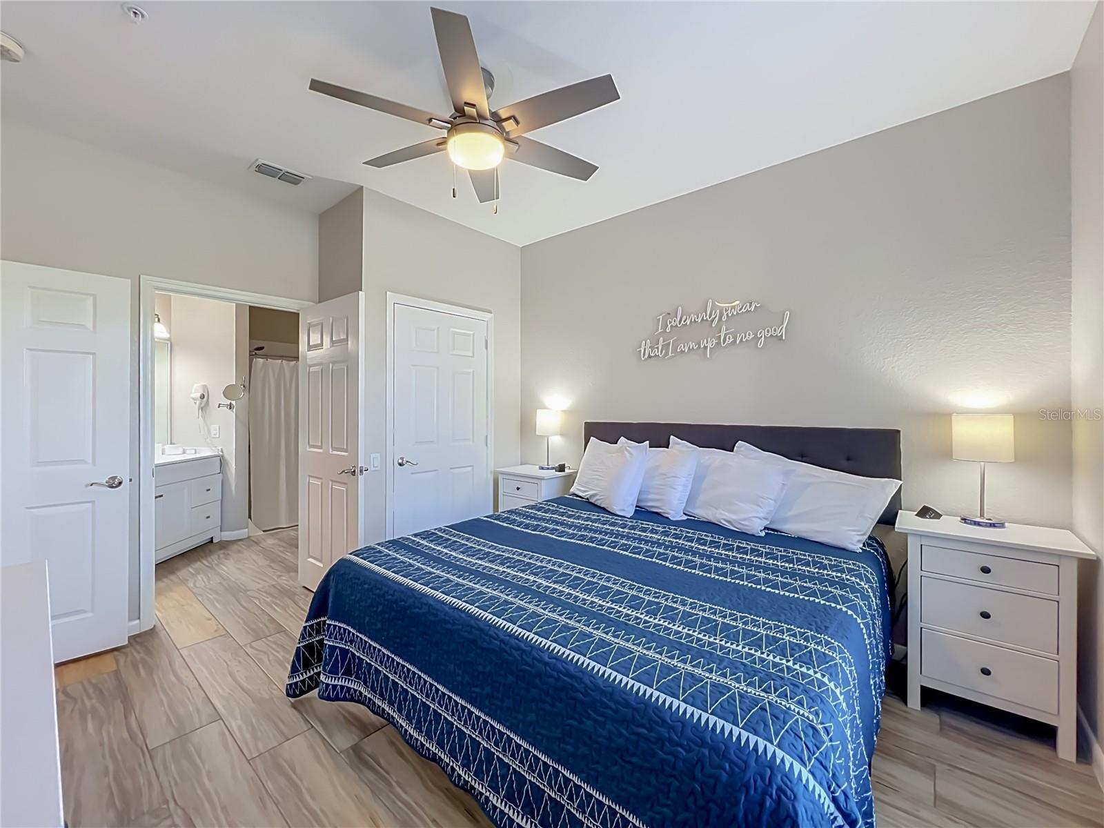 VISTA CAY/HARBOR SQUARE CONDO - Residential