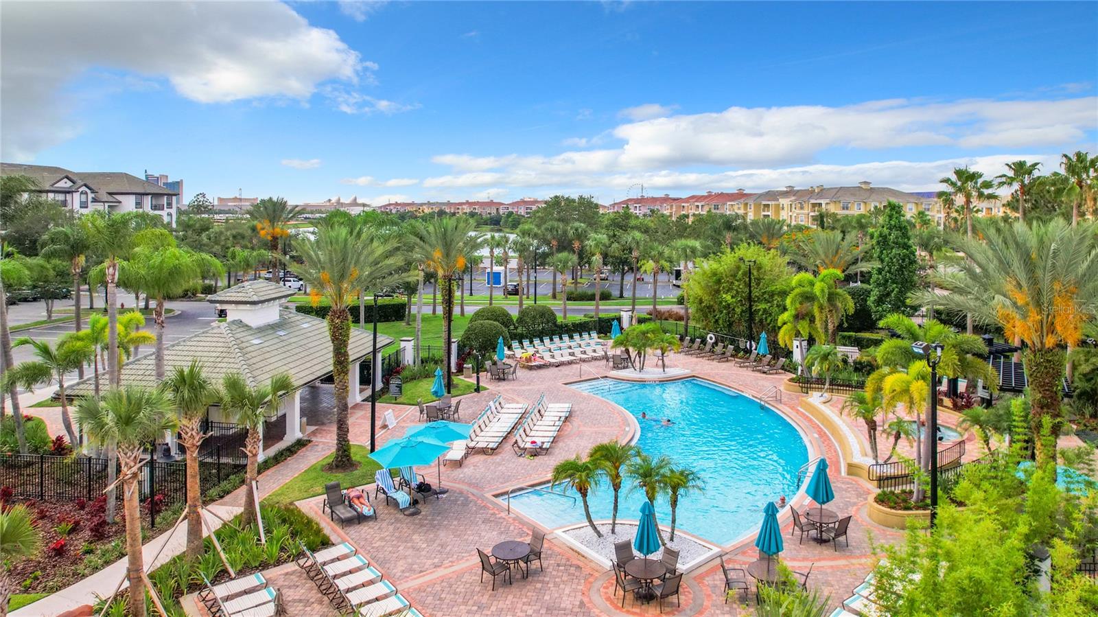 VISTA CAY/HARBOR SQUARE CONDO - Residential