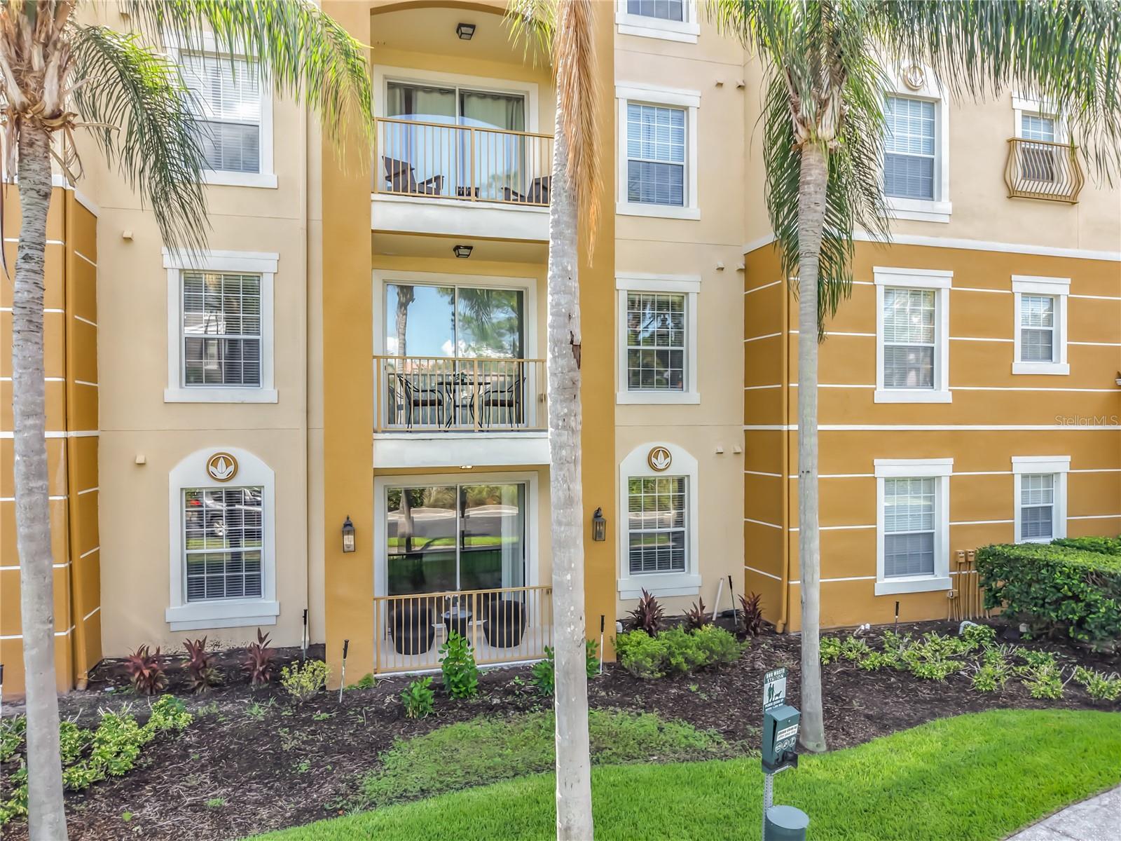 VISTA CAY/HARBOR SQUARE CONDO - Residential