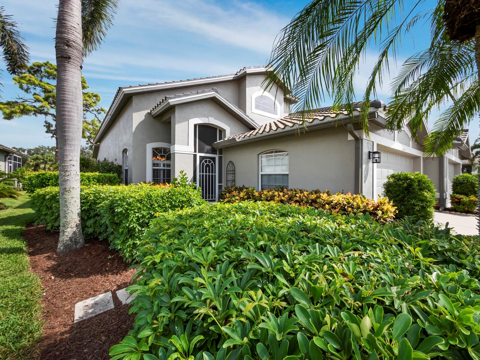 STONEYBROOK GOLF & COUNTRY CLUB - Residential