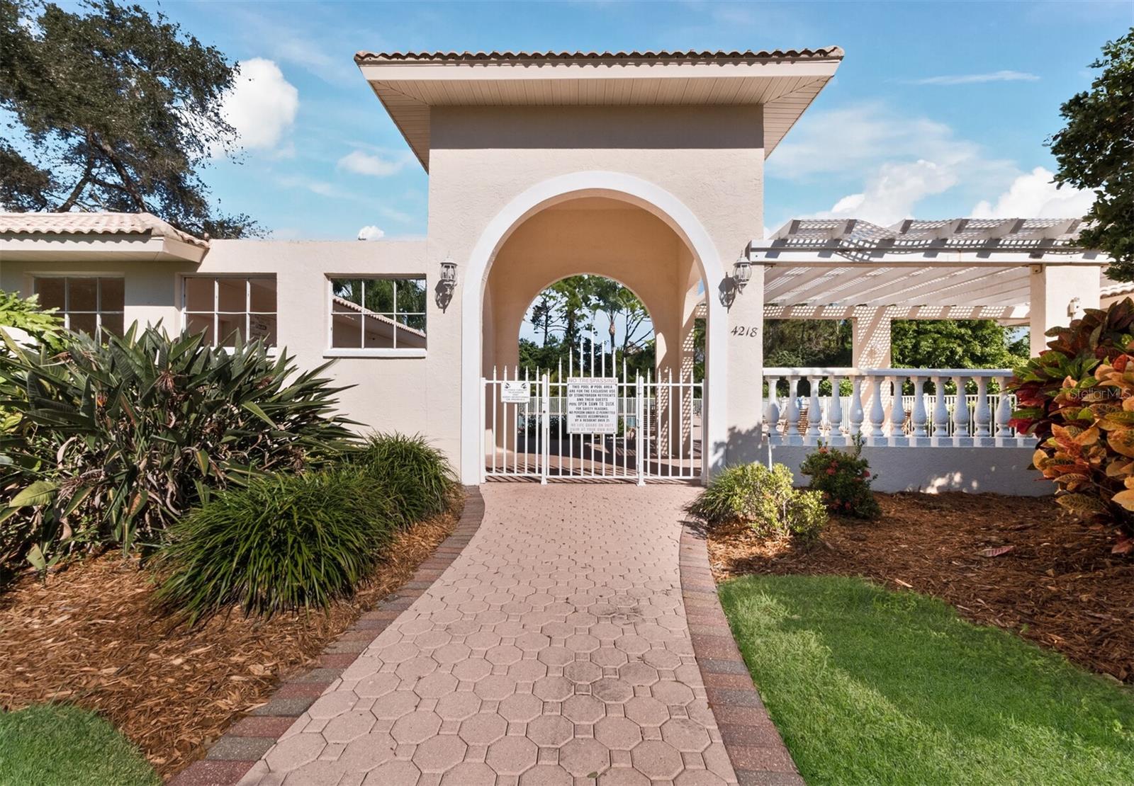 STONEYBROOK GOLF & COUNTRY CLUB - Residential