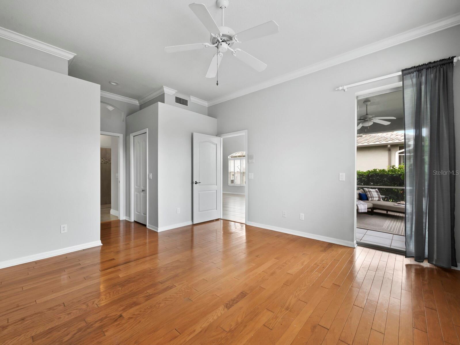 STONEYBROOK GOLF & COUNTRY CLUB - Residential