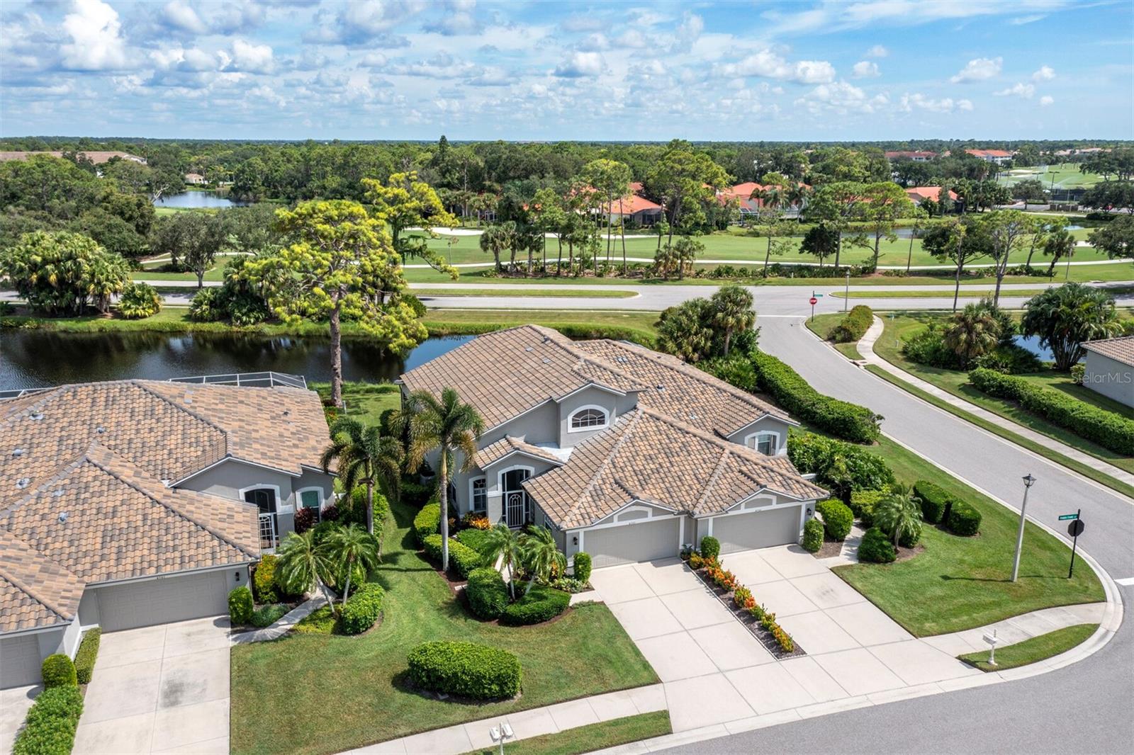 STONEYBROOK GOLF & COUNTRY CLUB - Residential