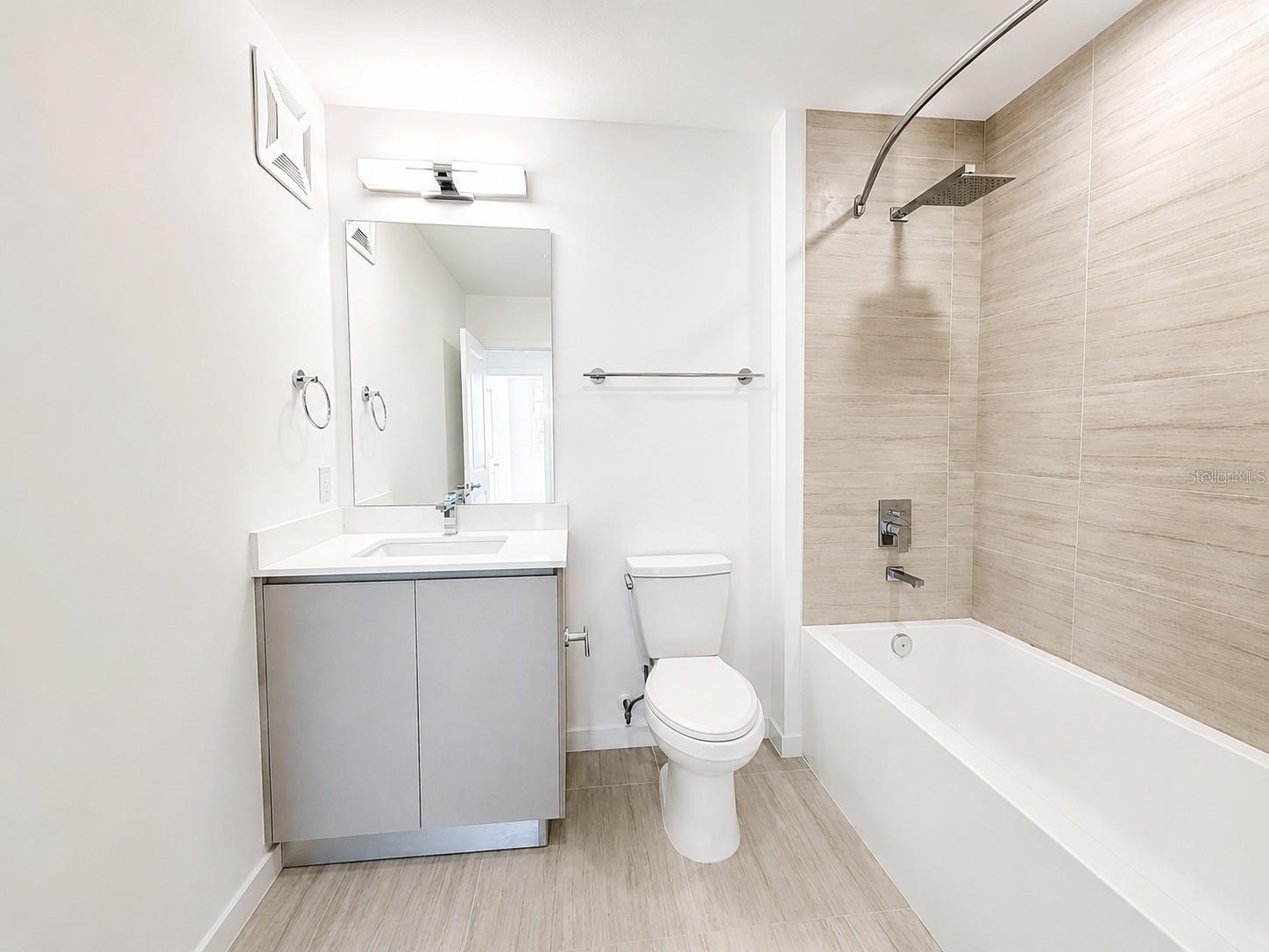 MILLENIA PARK - Residential Lease
