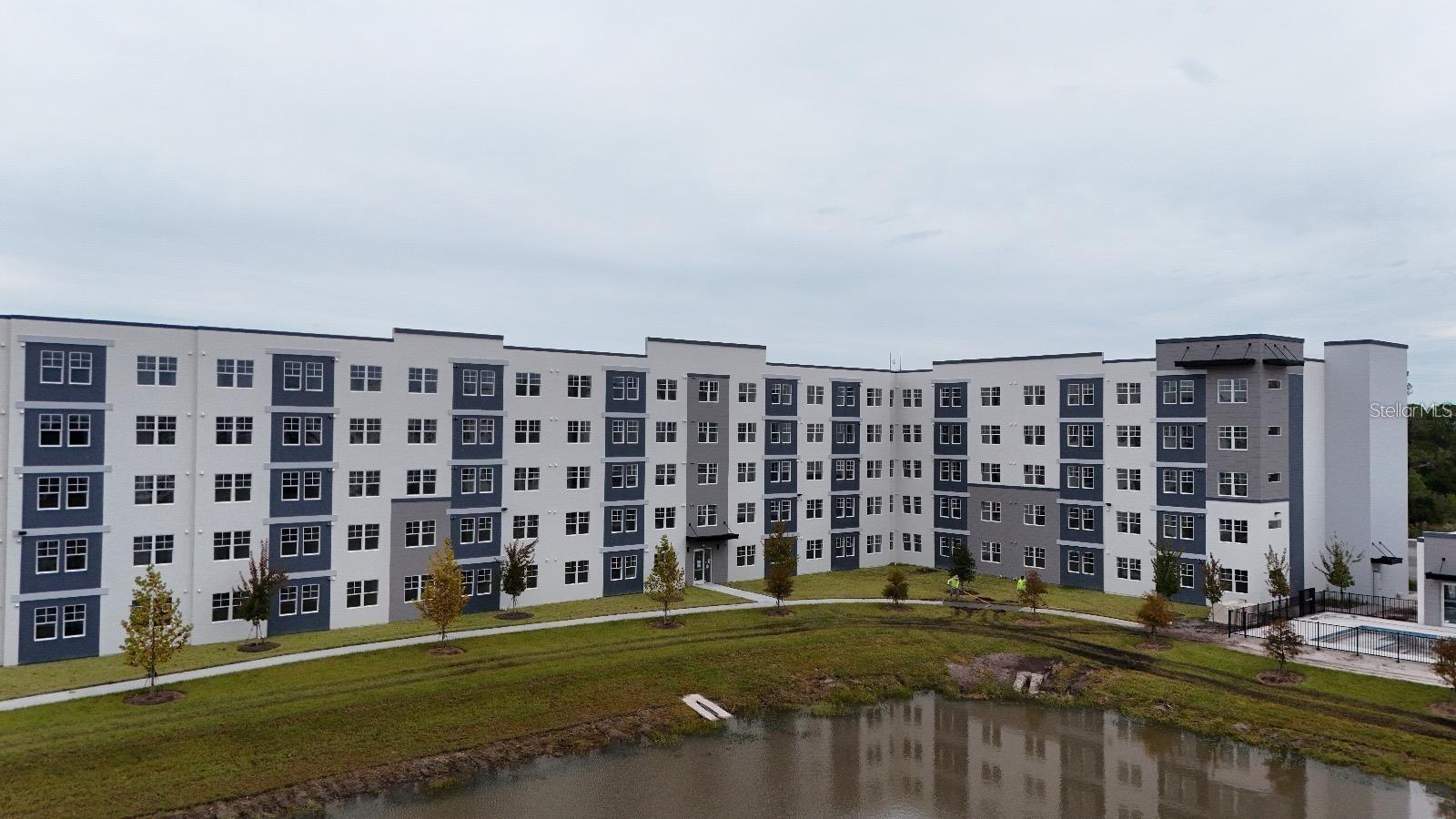 MILLENIA PARK - Residential Lease