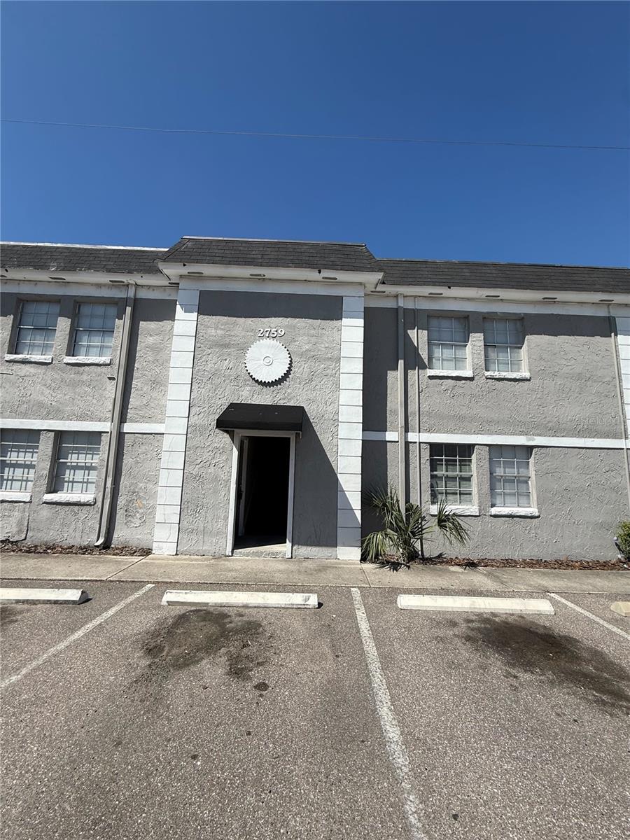 Great opportunity to own an affordable 1 bedroom, 1 bathroom condo in the Catalina Isles community. This unit offers approximately 780 square feet of living space with a functional layout featuring a combined living and dining area, spacious bedroom with a walk-in closet, and a well-appointed kitchen. Interior features include tile flooring, ceiling fans, and an eating space in the kitchen.

The property also includes a private patio or porch area and central heating and air conditioning for year-round comfort. The community offers amenities including a pool, playground, and maintained common areas.

Conveniently located with easy access to I-4, John Young Parkway, and the Mall at Millenia, as well as nearby shopping, dining, and entertainment. This property is ideal for investors or buyers seeking low-maintenance living in a central Orlando location.