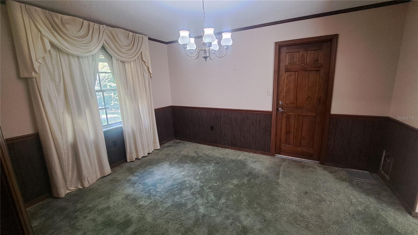 LEAWOOD - Residential