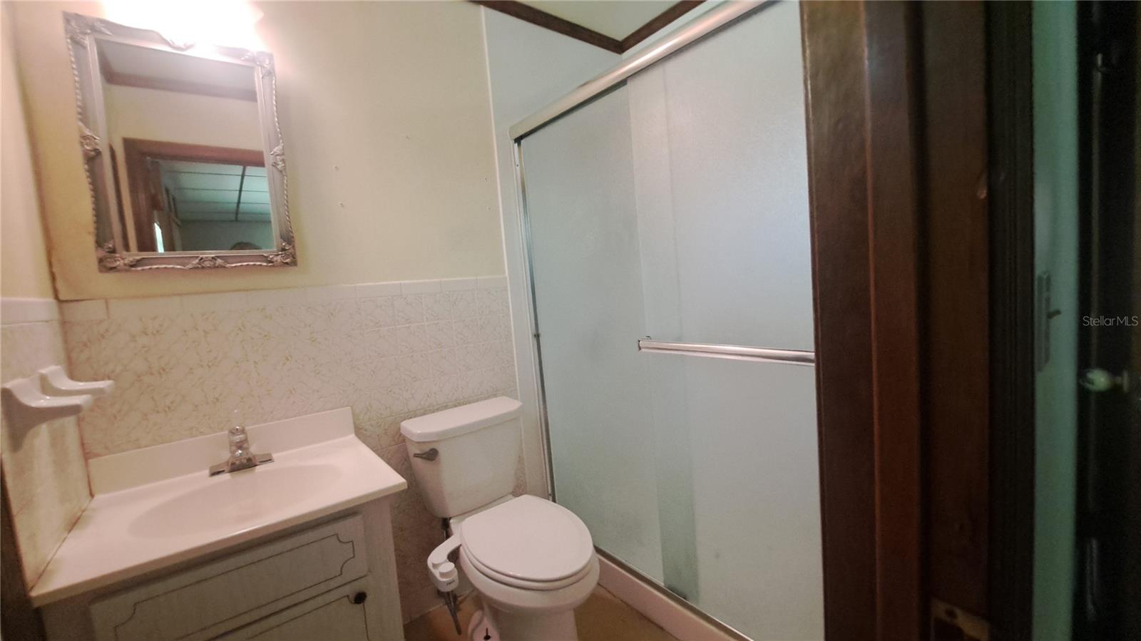 LEAWOOD - Residential