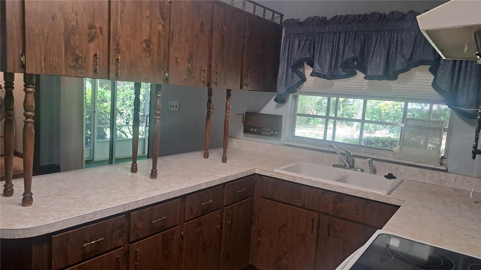 LEAWOOD - Residential