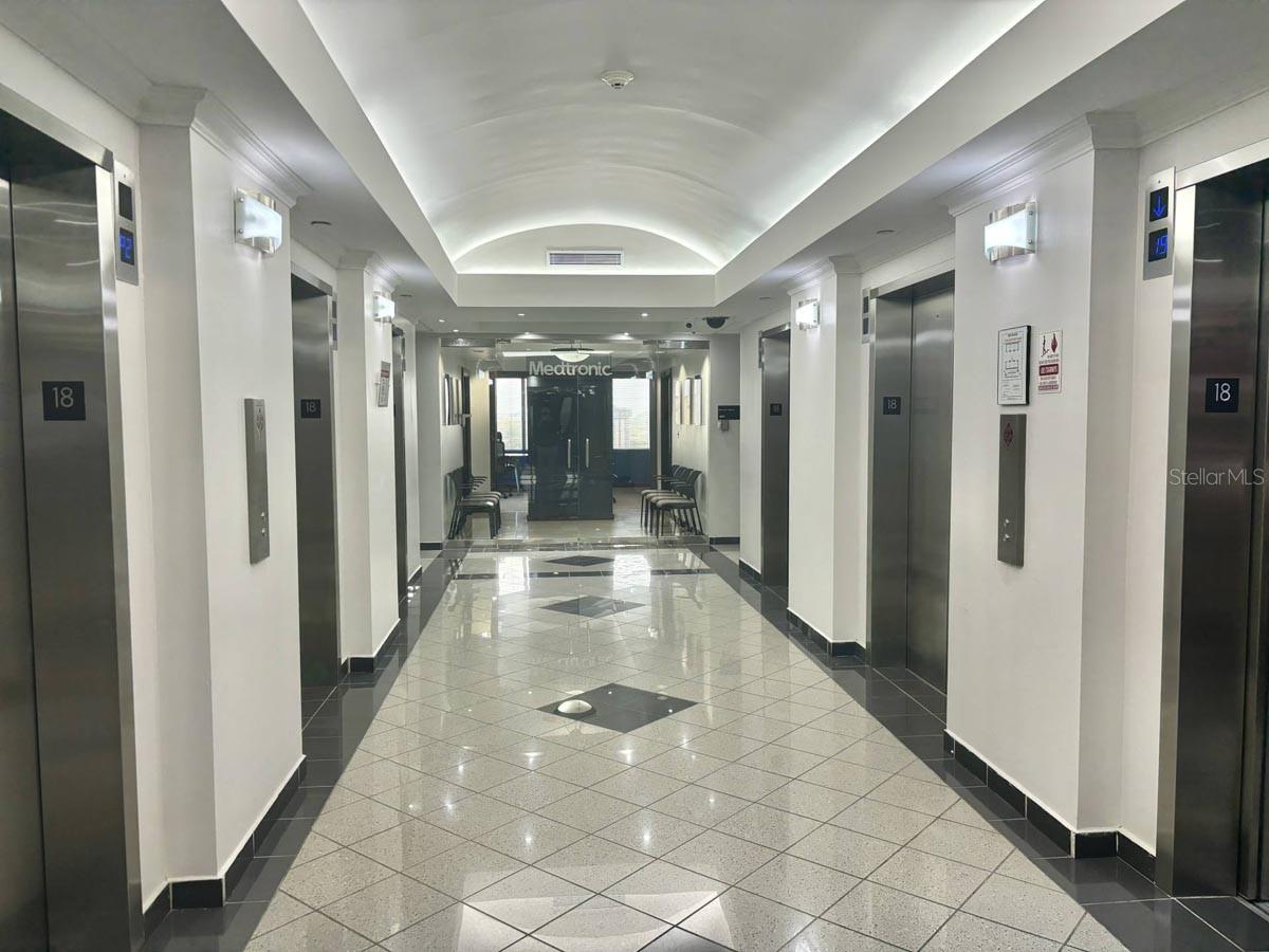 654 MUÑOZ RIVERA - Commercial Lease