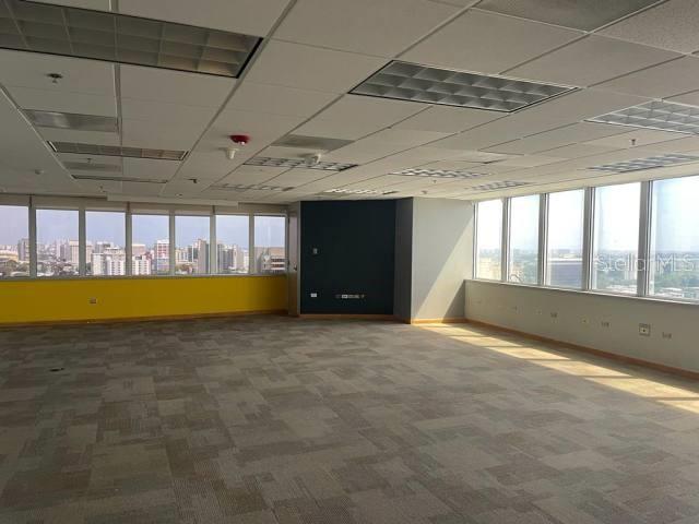 654 MUÑOZ RIVERA - Commercial Lease
