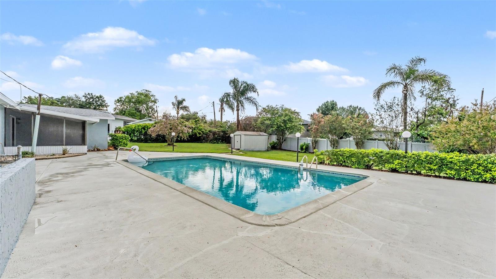 DUBLYN ACRES - Residential