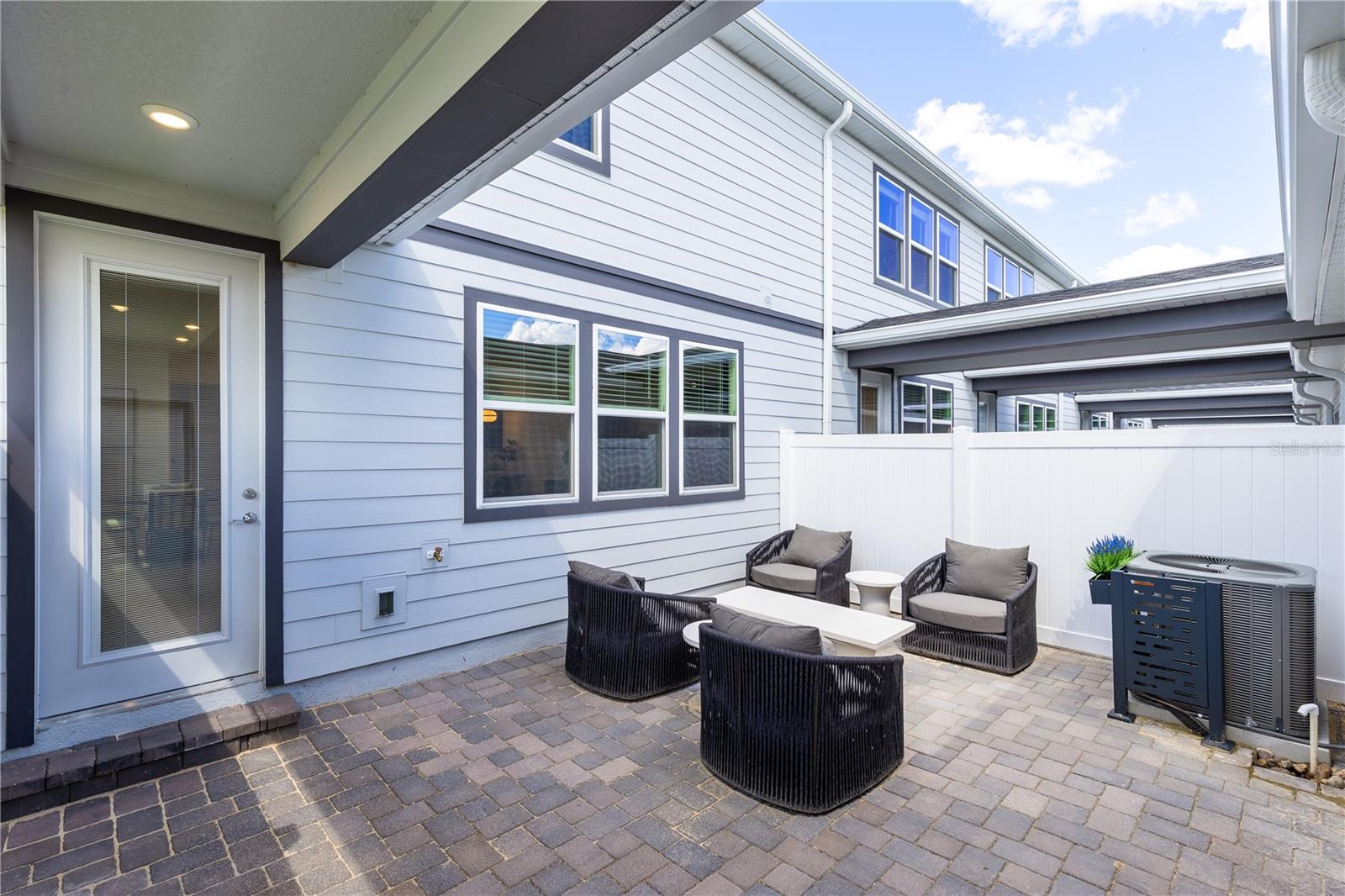 SILVERLEAF OAKS - Residential