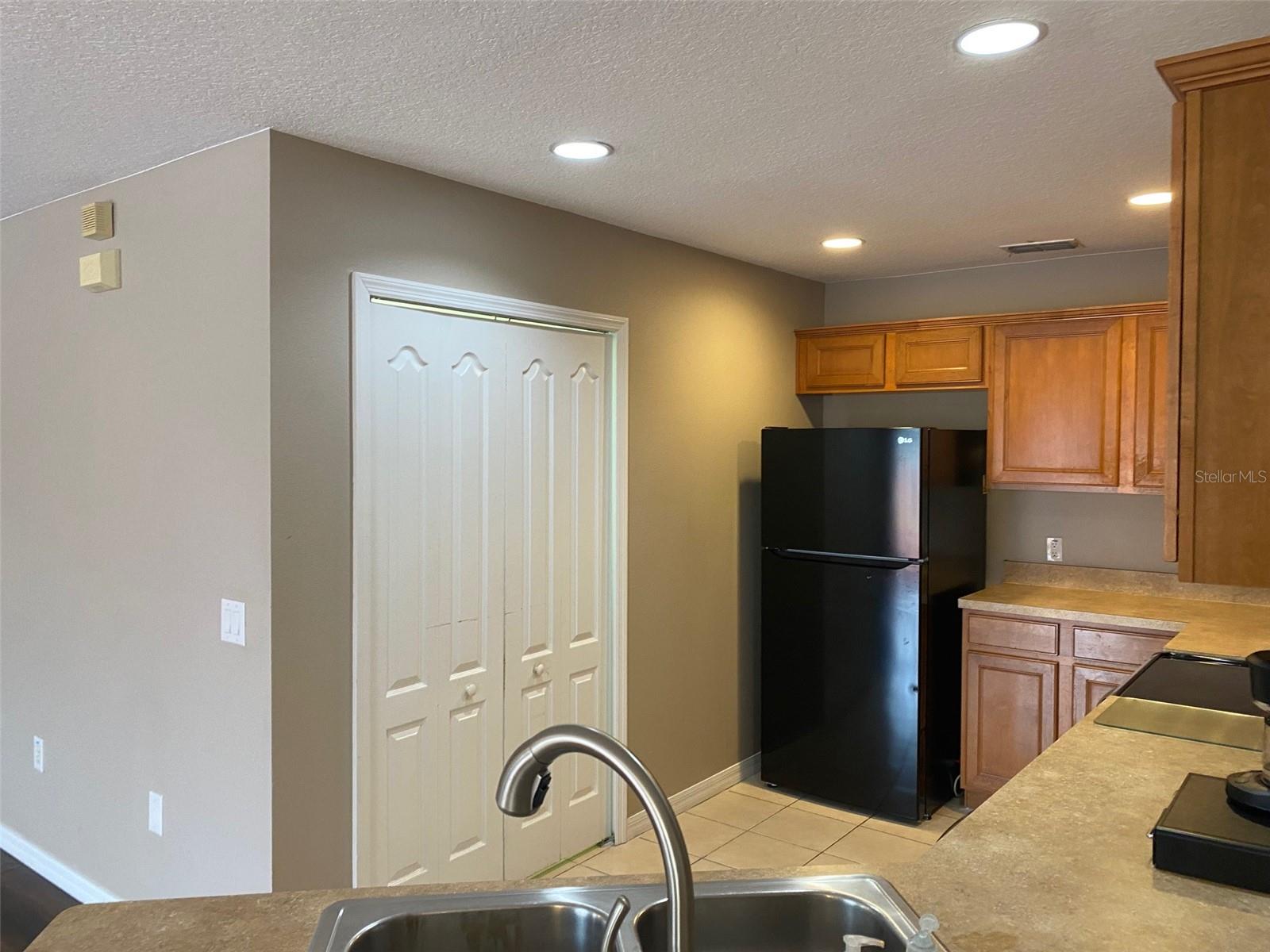 PEMBERLY PINES - Residential Lease