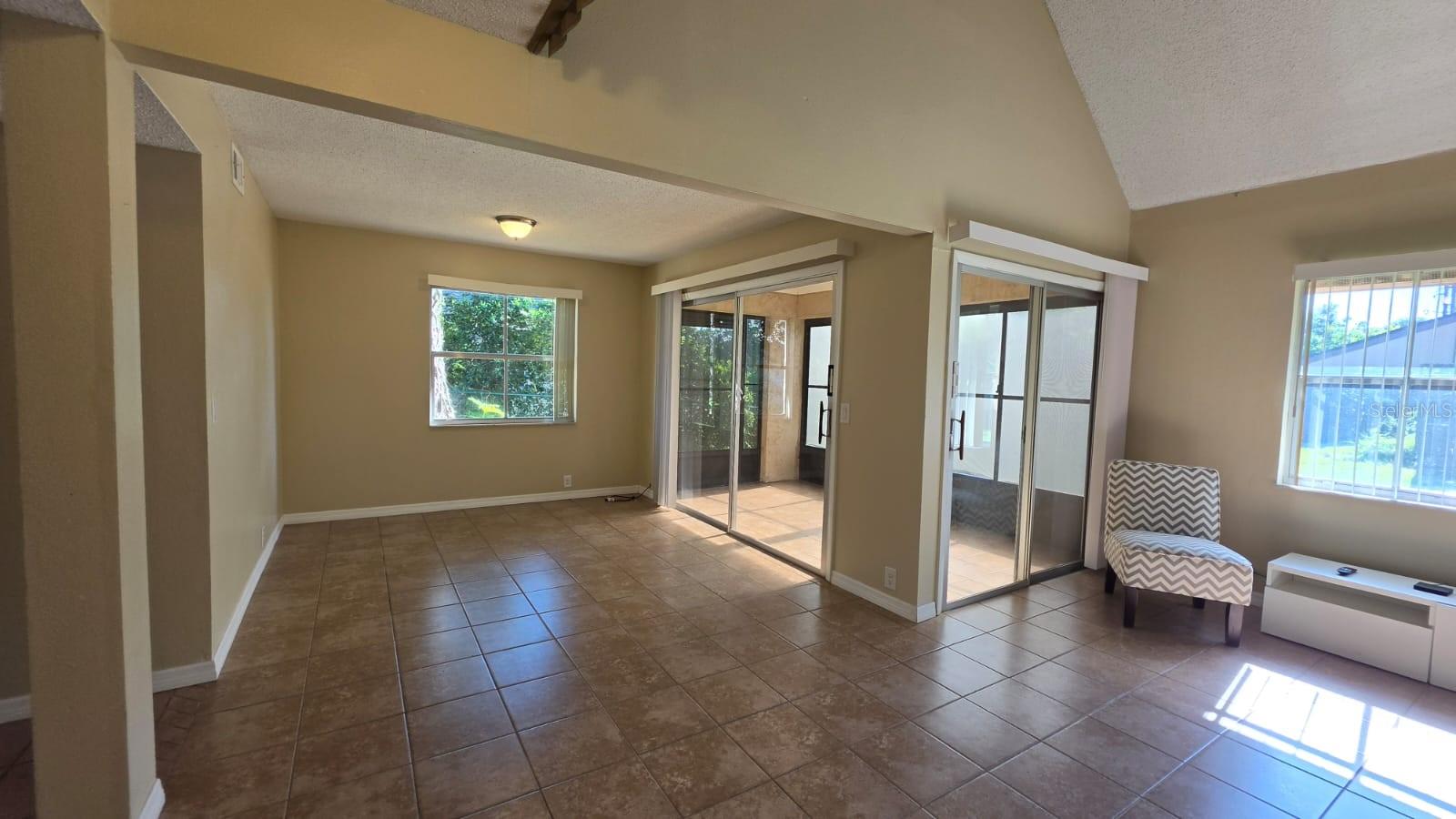 WINDMEADOWS VILLAGE 4 - Residential