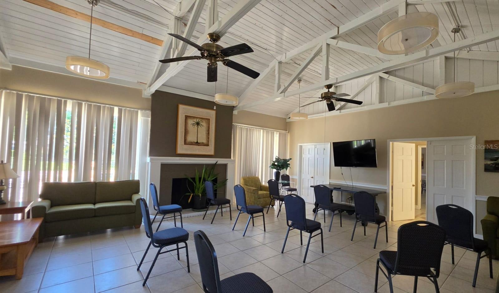 WINDMEADOWS VILLAGE 4 - Residential