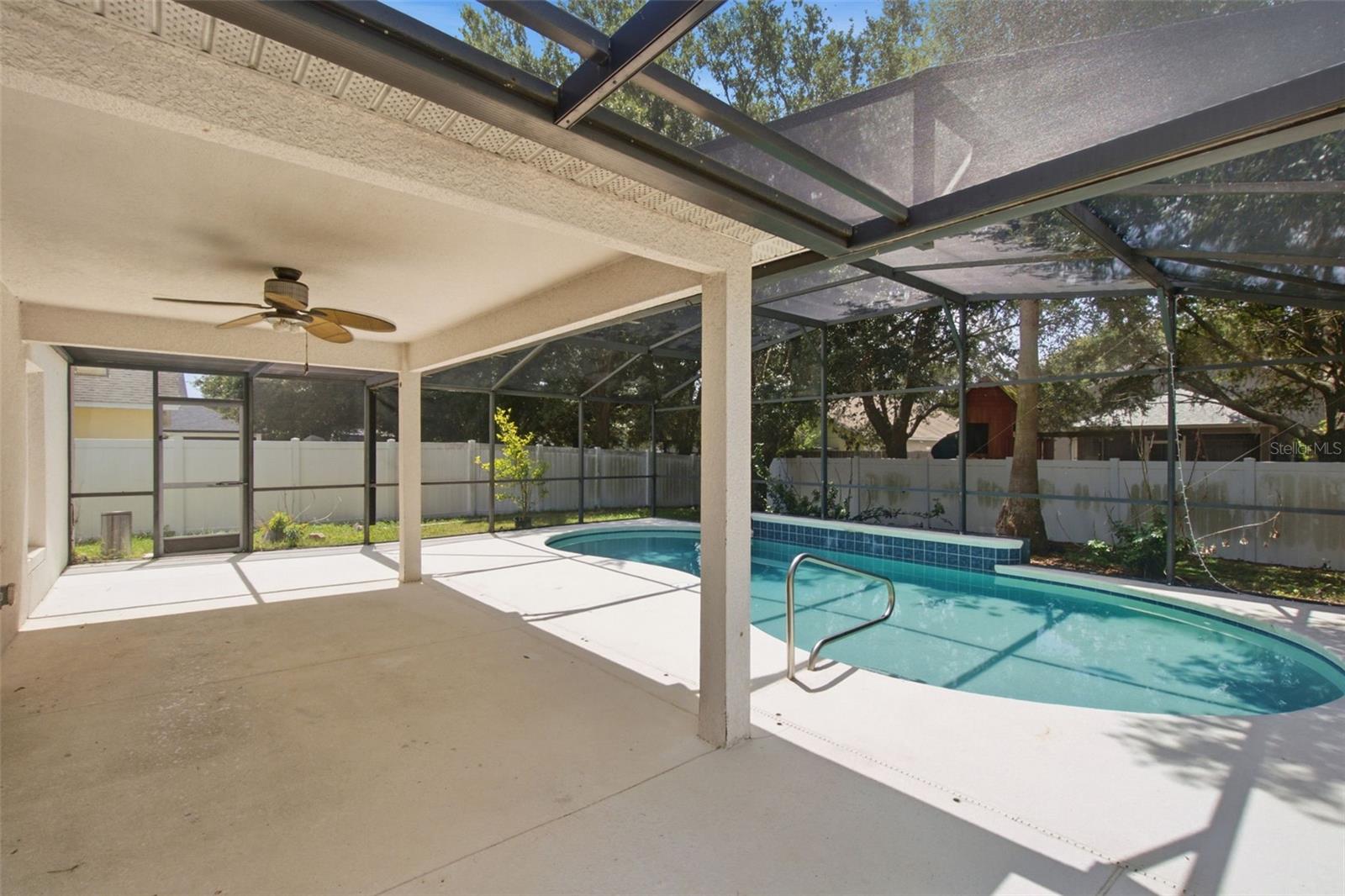 TAVARES CHELSEA OAKS - Residential