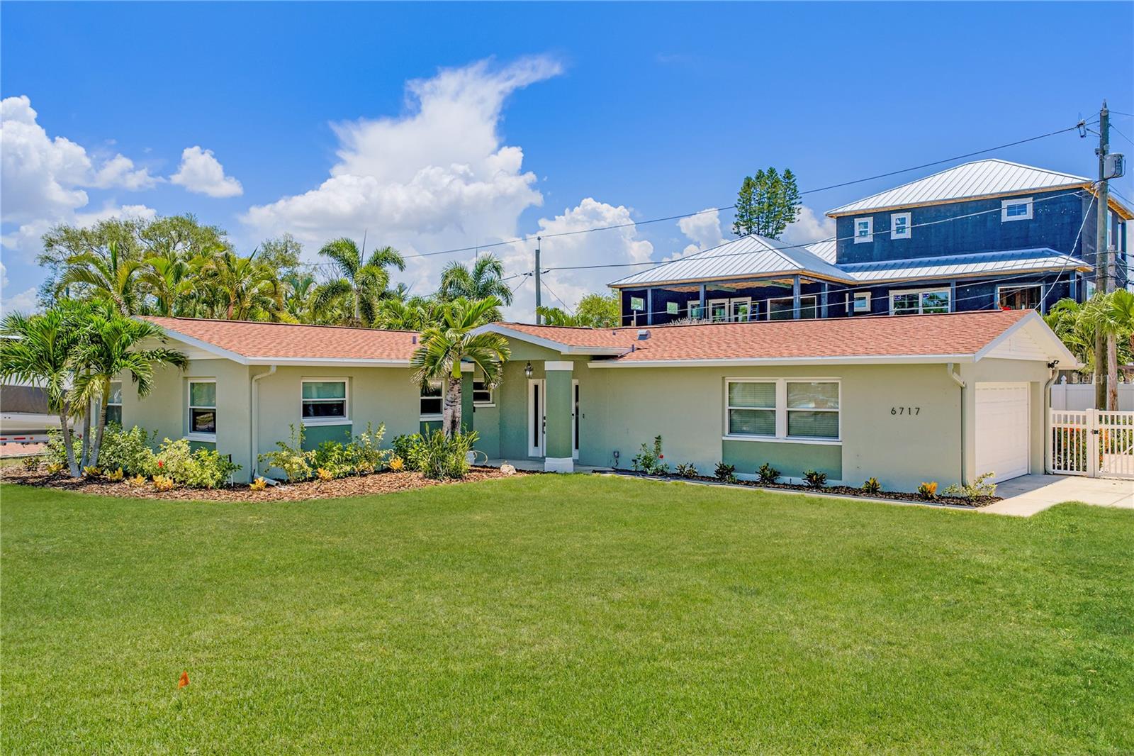 PASADENA GOLF CLUB ESTATES SEC 4 - Residential