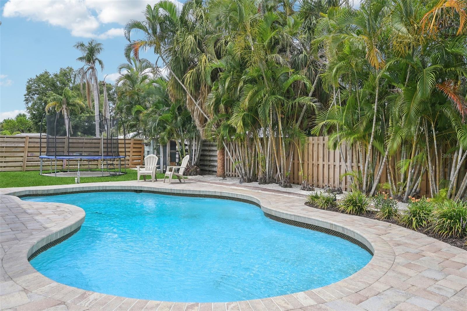 HENSONVILLE - Residential