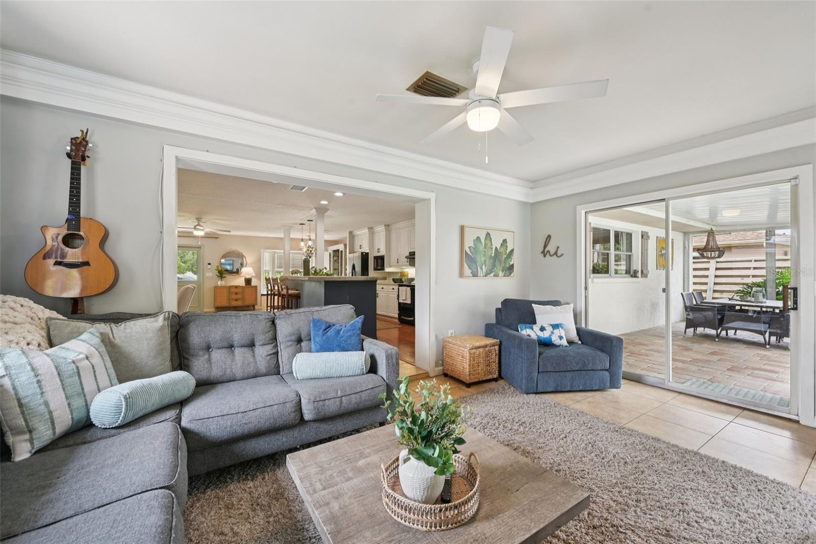 HENSONVILLE - Residential