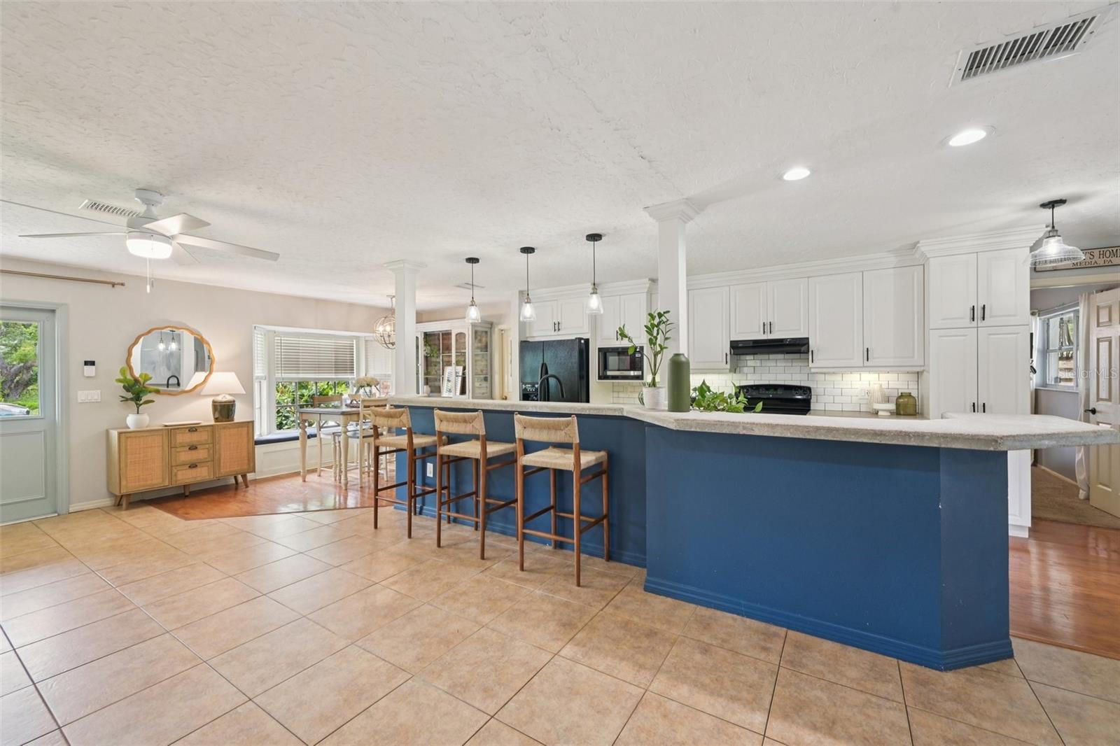 HENSONVILLE - Residential