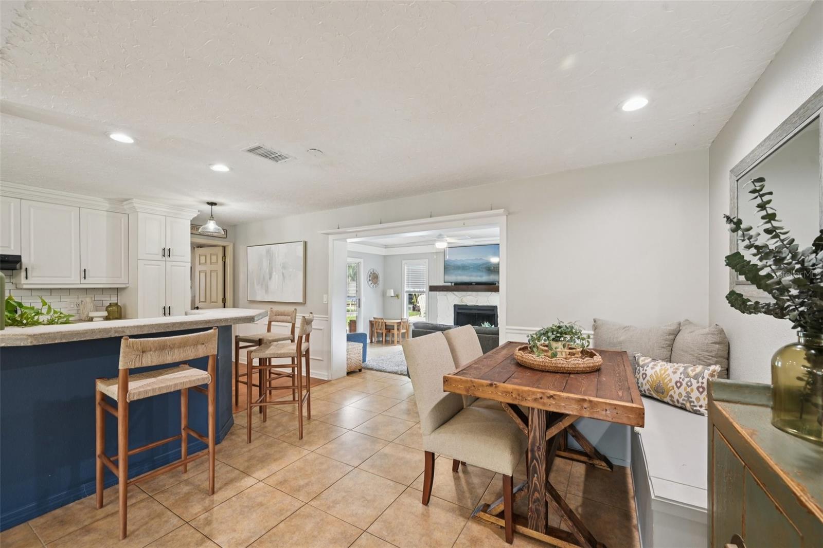 HENSONVILLE - Residential