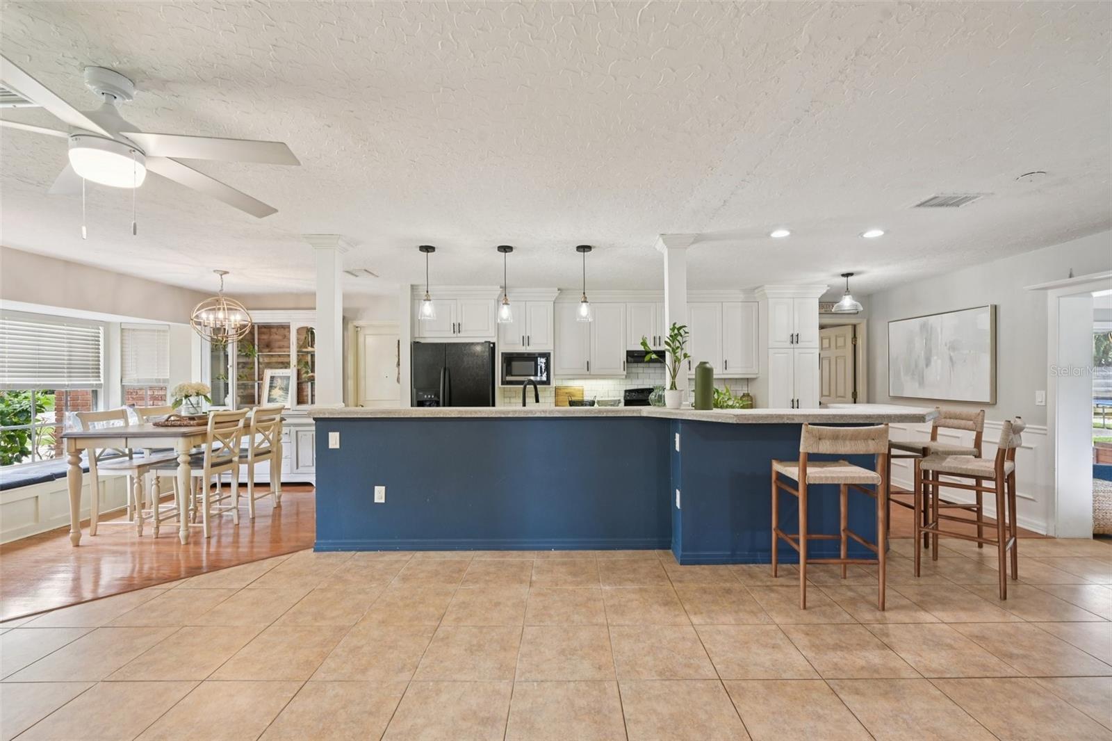 HENSONVILLE - Residential