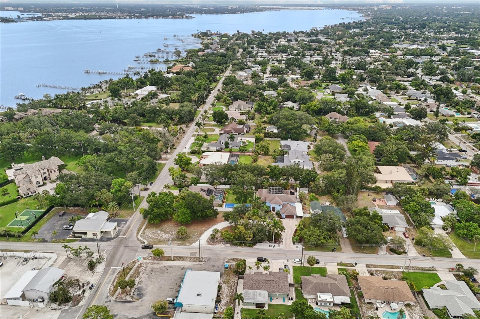 HENSONVILLE - Residential