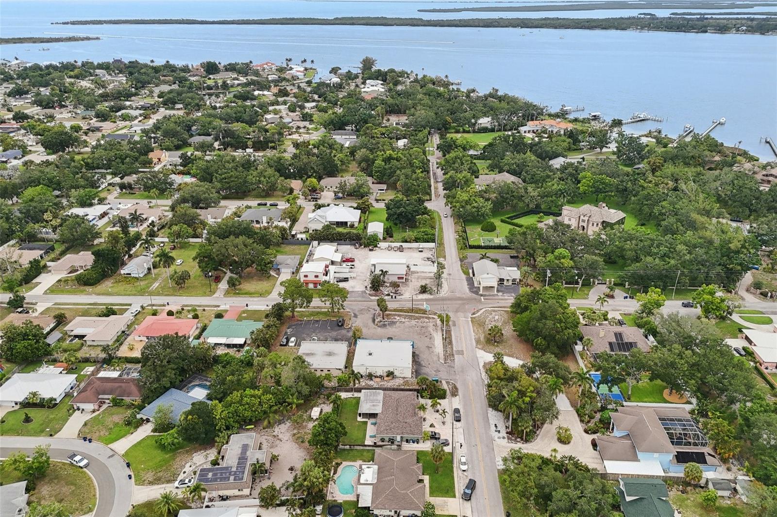 HENSONVILLE - Residential
