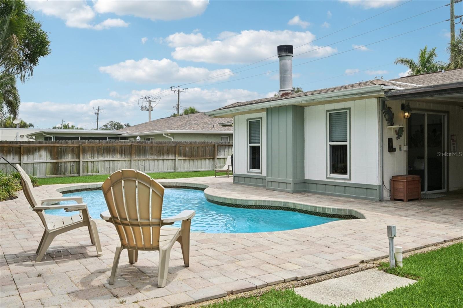 HENSONVILLE - Residential