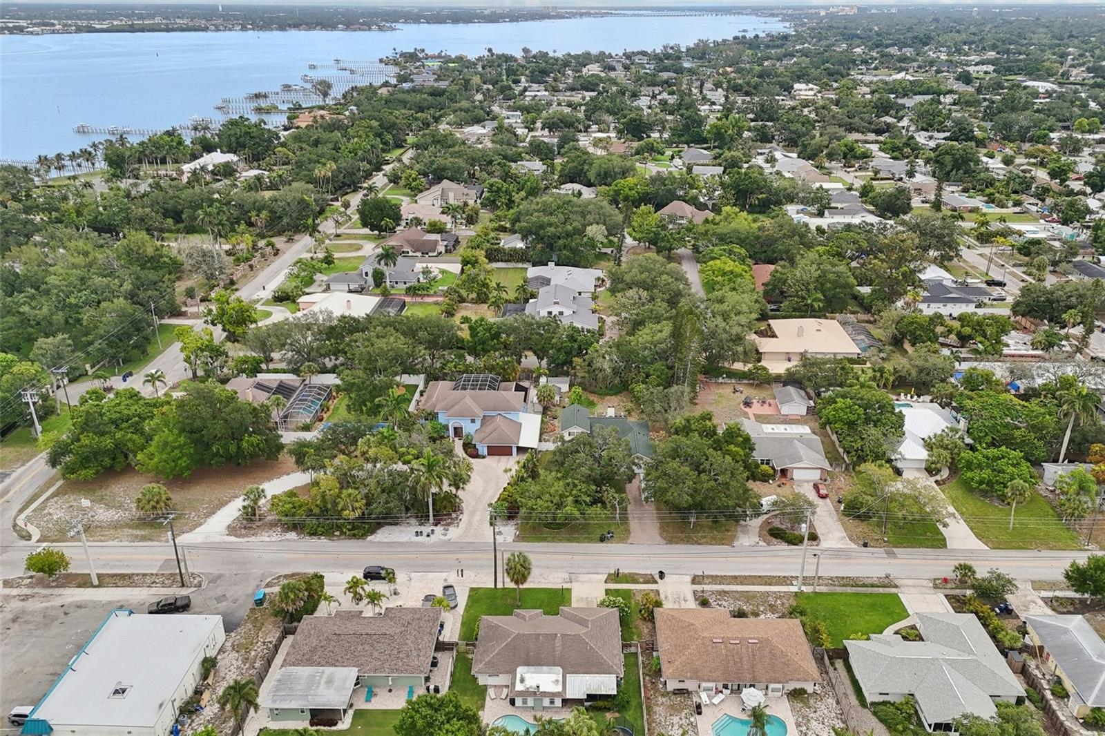 HENSONVILLE - Residential