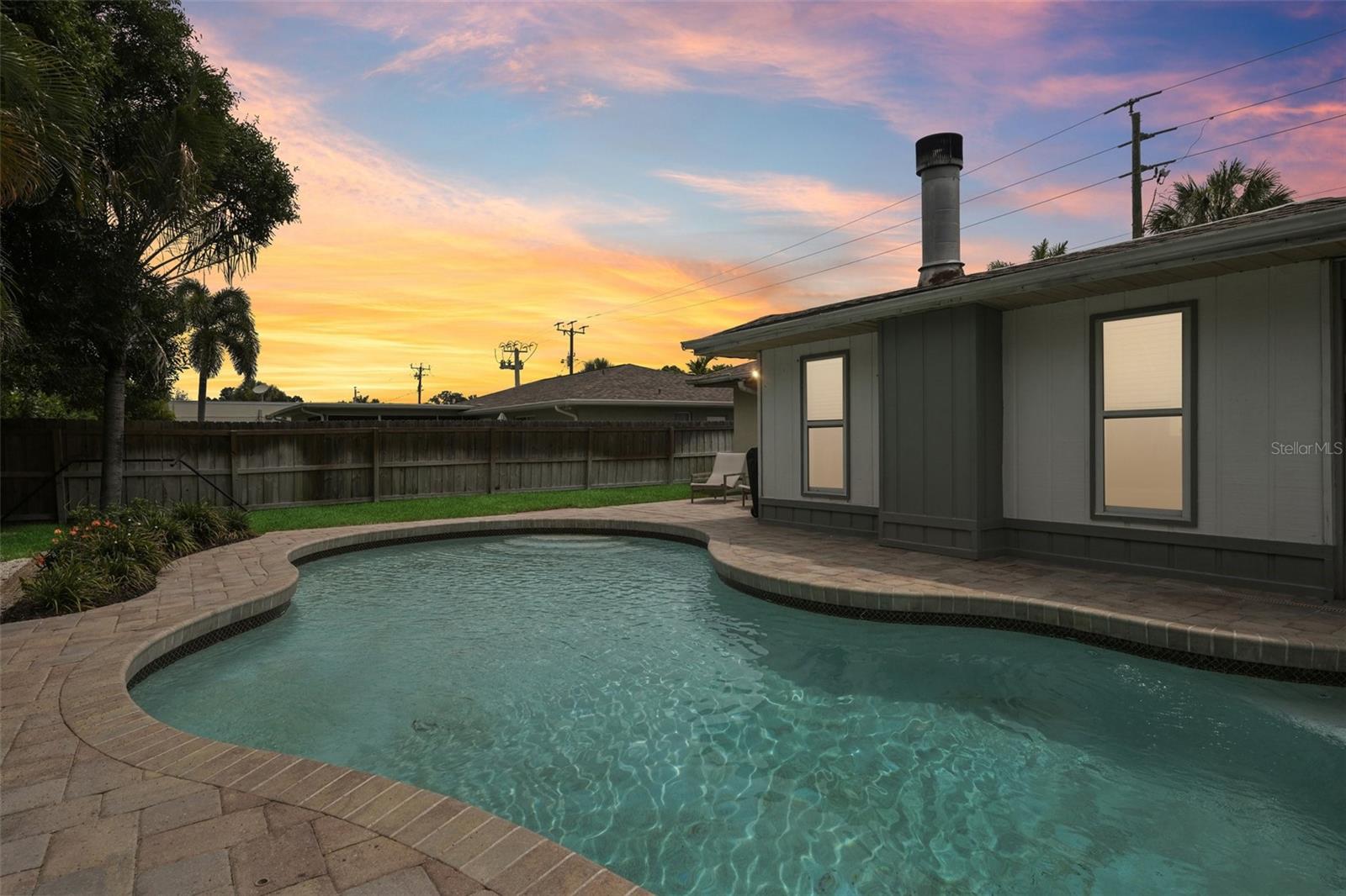 HENSONVILLE - Residential
